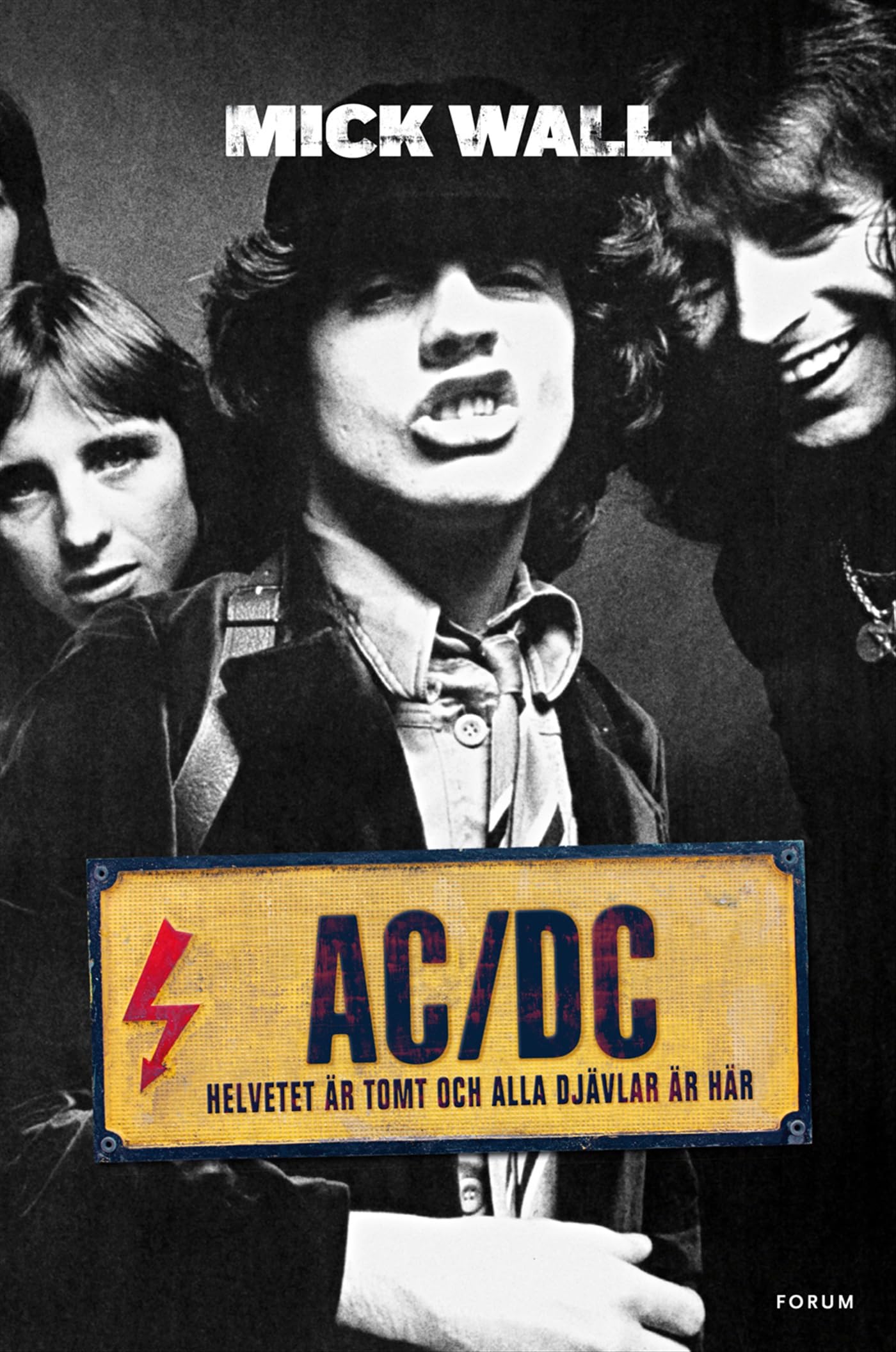 AC/DC : helvetet är tomt och alla djävlar är här